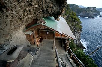 マウスクリックで拡大/縮小します