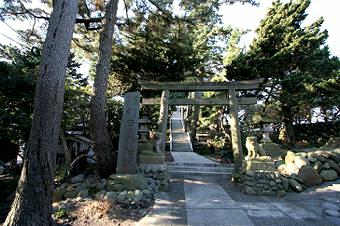 マウスクリックで拡大/縮小します