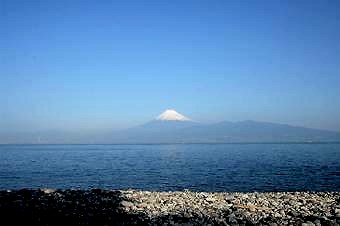 マウスクリックで拡大/縮小します