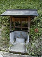 マウスクリックで拡大/縮小します