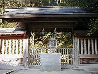 マウスクリックで拡大/縮小します