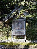 マウスクリックで拡大/縮小します