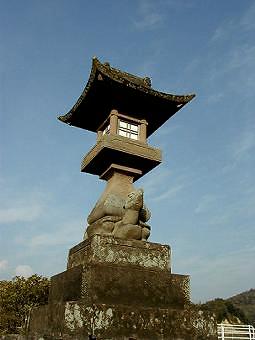 マウスクリックで拡大/縮小します