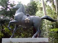 マウスクリックで拡大/縮小します