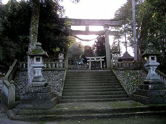 マウスクリックで拡大/縮小します