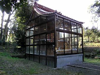 マウスクリックで拡大/縮小します