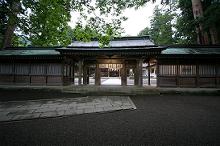 マウスクリックで拡大/縮小します