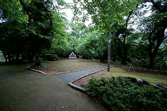 マウスクリックで拡大/縮小します