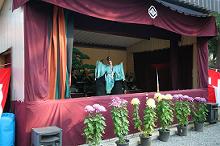 マウスクリックで拡大/縮小します