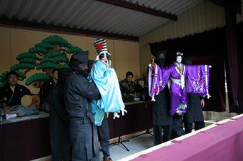 マウスクリックで拡大/縮小します