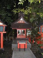 マウスクリックで拡大/縮小します