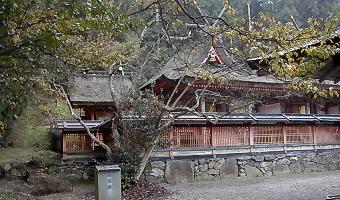 マウスクリックで拡大/縮小します