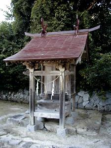 マウスクリックで拡大/縮小します