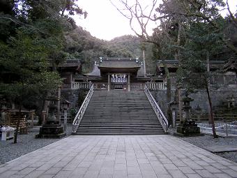 マウスクリックで拡大/縮小します