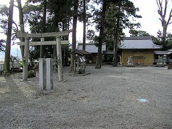 マウスクリックで拡大/縮小します