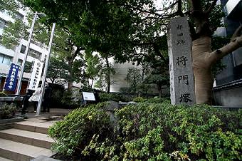 マウスクリックで拡大/縮小します