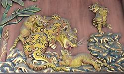 マウスクリックで拡大/縮小します