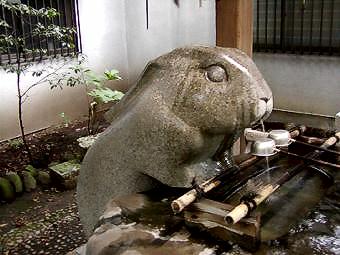 マウスクリックで拡大/縮小します