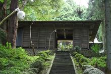 マウスクリックで拡大/縮小します