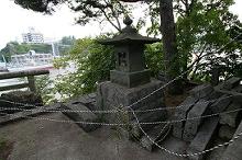 マウスクリックで拡大/縮小します