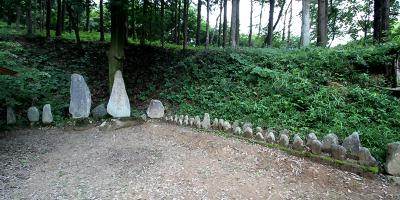 マウスクリックで拡大/縮小します