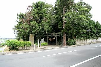 マウスクリックで拡大/縮小します