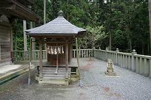 マウスクリックで拡大/縮小します