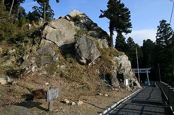 マウスクリックで拡大/縮小します