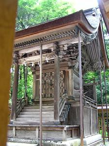 マウスクリックで拡大/縮小します