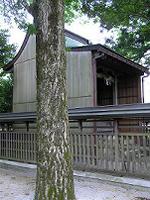 マウスクリックで拡大/縮小します