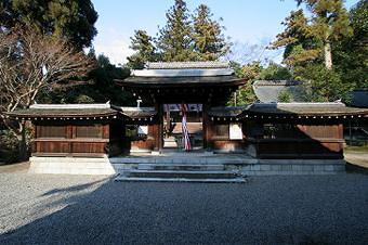 マウスクリックで拡大/縮小します