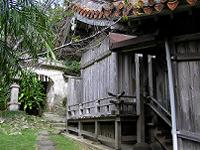 マウスクリックで拡大/縮小します