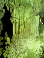 マウスクリックで拡大/縮小します