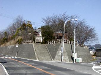 マウスクリックで拡大/縮小します