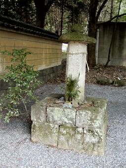 マウスクリックで拡大/縮小します