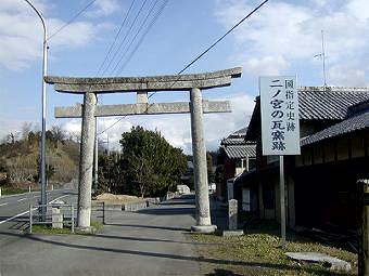 マウスクリックで拡大/縮小します