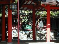 マウスクリックで拡大/縮小します