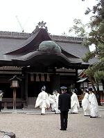 マウスクリックで拡大/縮小します