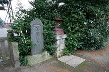 マウスクリックで拡大/縮小します