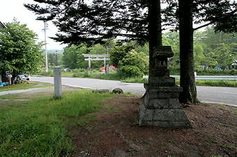 マウスクリックで拡大/縮小します