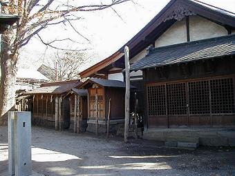 マウスクリックで拡大/縮小します