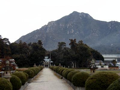 マウスクリックで拡大/縮小します