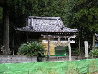 マウスクリックで拡大/縮小します