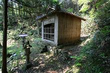 マウスクリックで拡大/縮小します