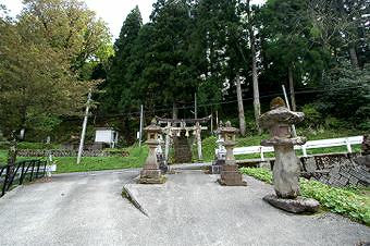 マウスクリックで拡大/縮小します