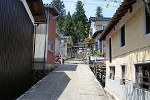 マウスクリックで拡大/縮小します