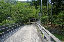 マウスクリックで拡大/縮小します