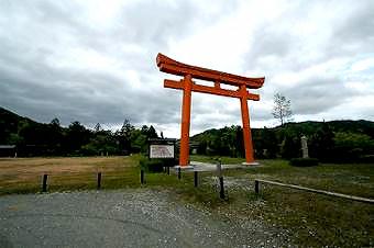 マウスクリックで拡大/縮小します