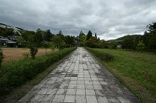 マウスクリックで拡大/縮小します