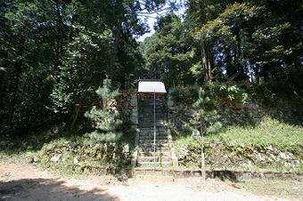 マウスクリックで拡大/縮小します